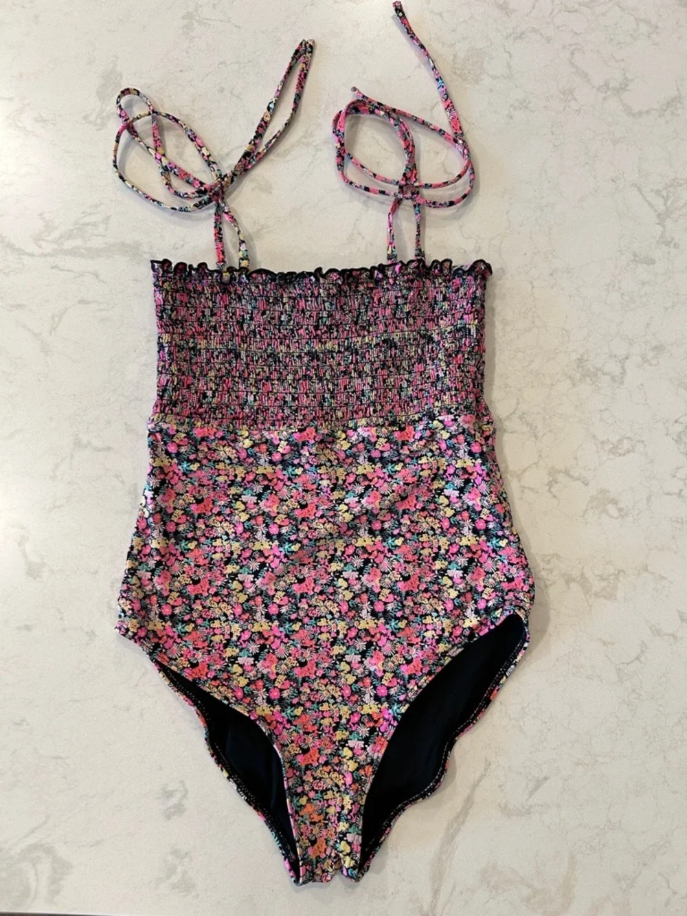 BalticBorn Nikki Smocked One Piece Swimsuit‎ in Neon Floral Beach Size Small